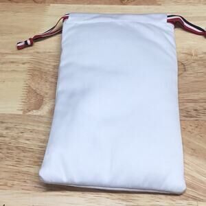 New Moncler 4.75"x7.5" Drawstring Padded Sunglass Case with Cleaning Cloth